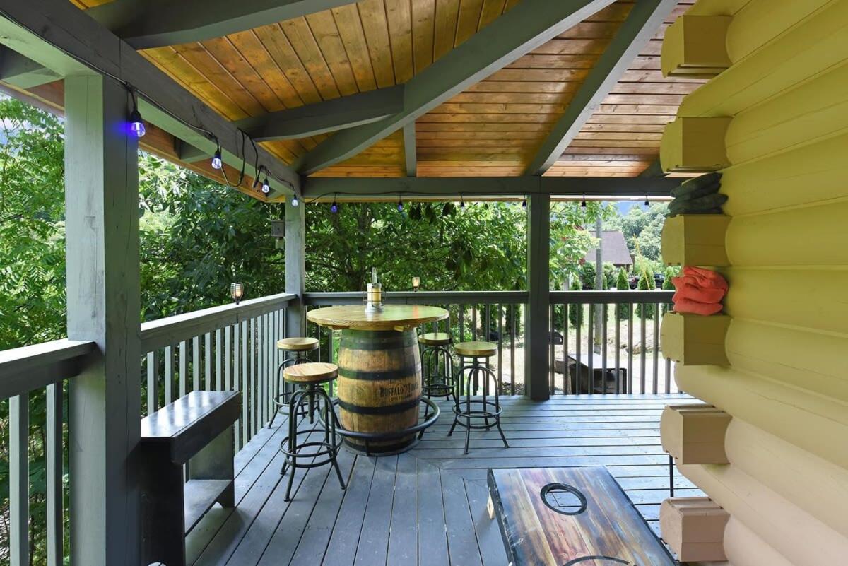 Ryes And Shine Bootlegger'S Cabin! Hot Tub* Pool* Arcade* Billiards *Ev * Pet Friendly سيفيرفيل المظهر الخارجي الصورة