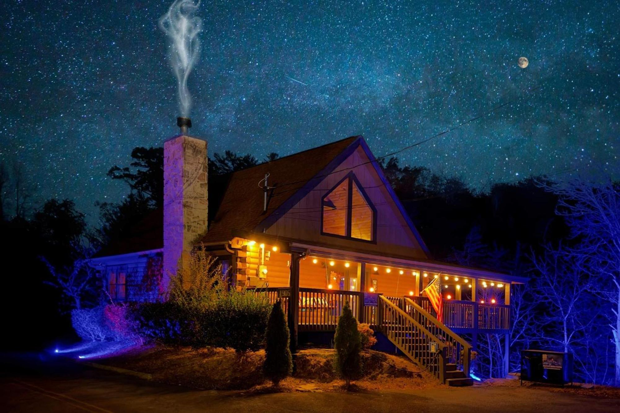 Ryes And Shine Bootlegger'S Cabin! Hot Tub* Pool* Arcade* Billiards *Ev * Pet Friendly سيفيرفيل المظهر الخارجي الصورة